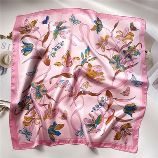 残り僅か♡　スカーフ　紫外線対策　スクエア　バッグチャーム　ピンク　花柄　上品(バンダナ/スカーフ)