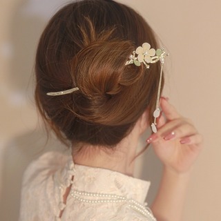 【お洒落】レディース フラワー 髪飾り 韓国 レトロ 白 かんざし 揺れる 花(ヘアピン)