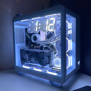 自作ゲーミングPC 希少パーツ使用 白 5800X3D RX6700XT(デスクトップ型PC)