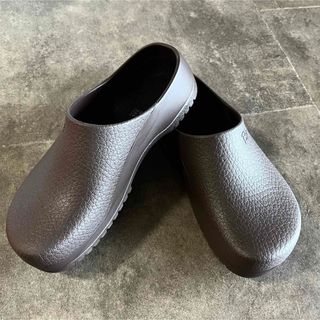 ビルケンシュトック(BIRKENSTOCK)の最終値下【新品】ビルケシュトック ガーデンシューズ　サイズ41 /26.5センチ(サンダル)