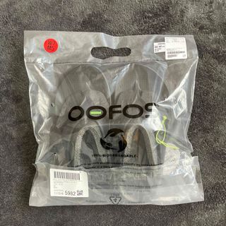 ウーフォス(OOFOS)の正規品　ウーフォス OOFOS OOriginal サンダル　ブラック　24(サンダル)