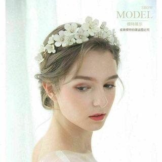 ブライダル　ヘッドドレス　ウェディング　ヘアアクセサリー　髪飾り　花輪　シルバー(ウェディングドレス)