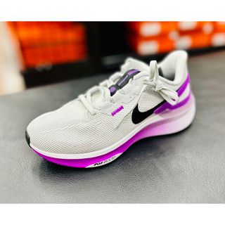 NIKE - 【新品・未使用・定価15,400円】NIKE エア ズーム レディース シューズ