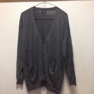 【新品】グレーカーディガン(カーディガン)
