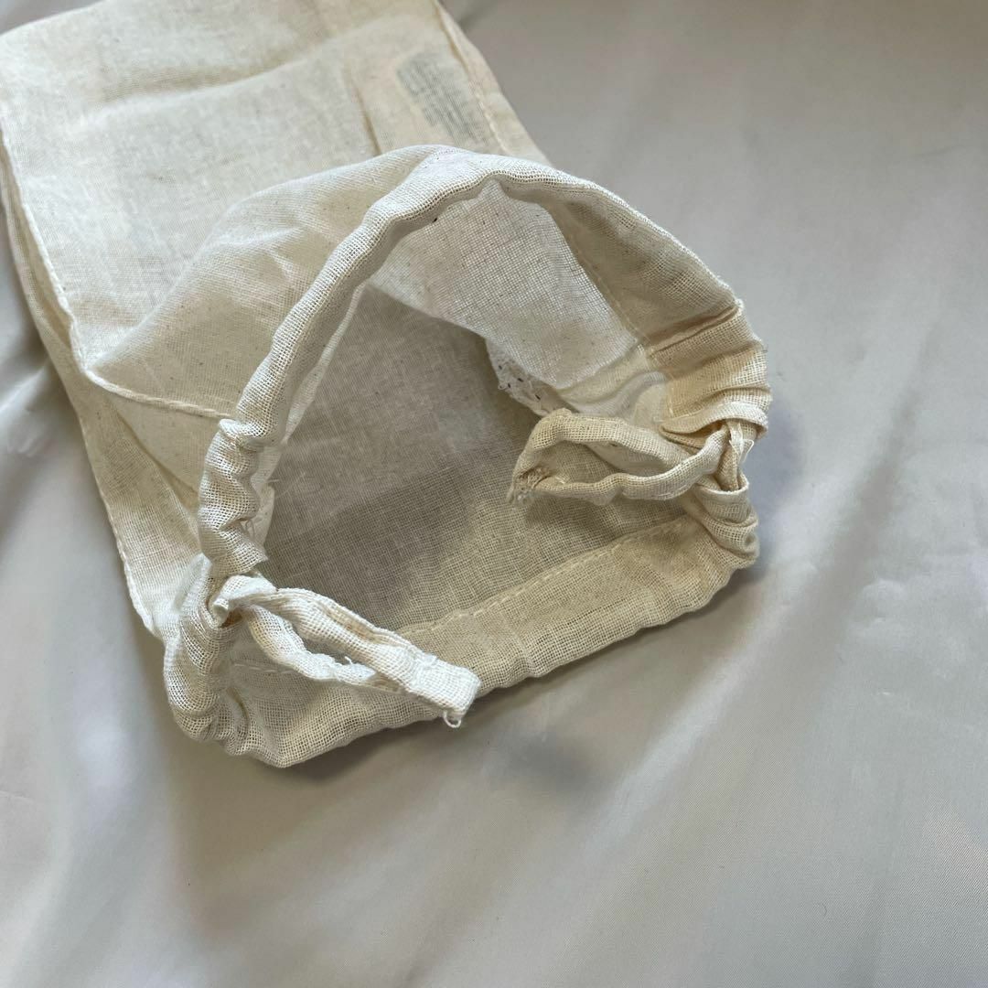 Aesop(イソップ)のAesop イソップ 布製 巾着袋 ポーチ 27x15センチ インテリア/住まい/日用品のオフィス用品(ラッピング/包装)の商品写真