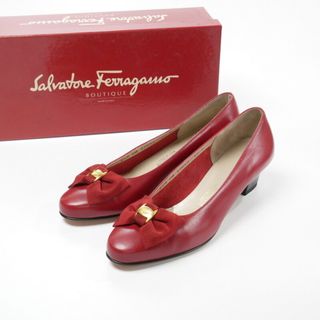 ■未使用品■ Salvatore Ferragamo サルヴァトーレ フェラガモ 《VARA》 ヴァラ リボン パンプス 靴 レディース サイズ6.5C（23.0cm相当）レッド 赤 イタリア製 20211129/GJ3233(ハイヒール/パンプス)