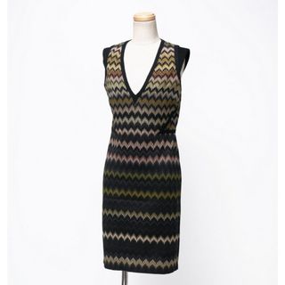 ミッソーニ(MISSONI)の■美品■Missoni ミッソーニ Vネック シェブロン ニット ワンピース ドレス サイズ40 ジグザグ イタリア製 ブランド古着【中古】20220805/GL3311(ニット/セーター)