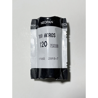 フジフイルム(富士フイルム)のNEOPAN ACROS ISO100 モノクロフィルム　ブローニー120(フィルムカメラ)