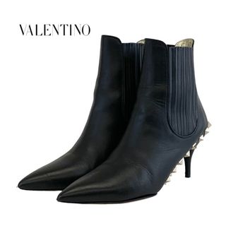 ヴァレンティノ(VALENTINO)のヴァレンティノ VALENTINO ブーツ ショートブーツ 靴 シューズ レザー ブラック ゴールド ロックスタッズ サイドゴア(ブーツ)