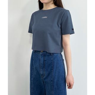 LILLIAN CARAT  ハート刺繍コンパクトTシャツ  チャコール (シャツ/ブラウス(長袖/七分))