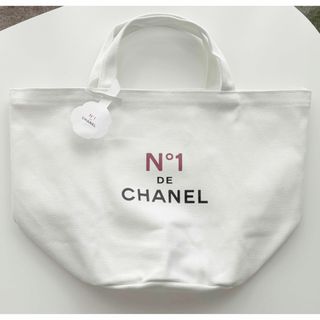 シャネル(CHANEL)の☆未使用☆ シャネル  N°1 DE CHANEL  ノベルティ　トートバッグ(トートバッグ)