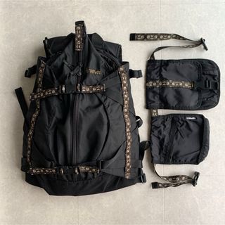 テバ(Teva)のTeva gimmick backpack + waist pouch(バッグパック/リュック)