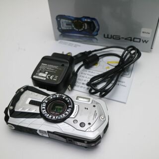 リコー(RICOH)の超美品 WG-40w ホワイト  M555(コンパクトデジタルカメラ)