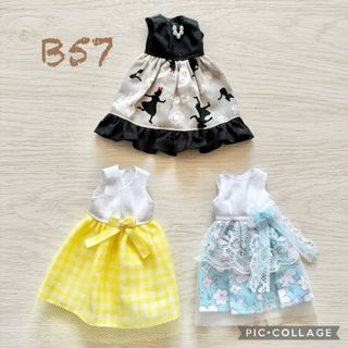 B57 リカちゃん　服　ワンピース　3点セット(ぬいぐるみ/人形)