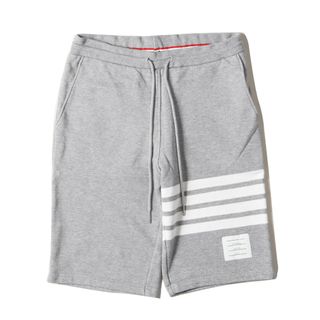 トムブラウン(THOM BROWNE)のTHOM BROWNE トムブラウン パンツ サイズ:0 現行モデル 4BAR クラシック スウェット ショーツ ショートパンツ 裏毛 グレー 日本製 ボトムス ズボン【メンズ】【中古】(ショートパンツ)