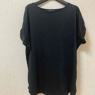 UNTITLED アンタイトル　大きなサイズ　半袖Tシャツ　カットソー