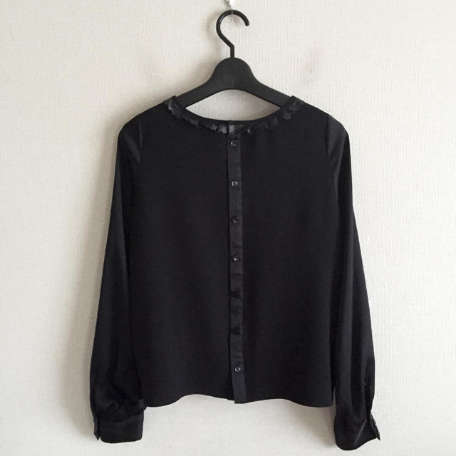 KIKKA THE DIARY OF(キッカザダイアリーオブ)のKIKKA♡黒色のデザインシャツ レディースのトップス(シャツ/ブラウス(長袖/七分))の商品写真