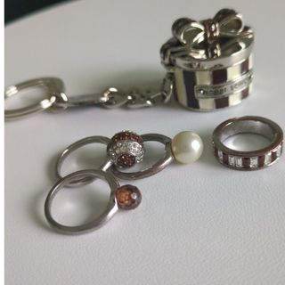 Henri Bendel(キーホルダー)のフリマアイテム一覧 Henri Bendel(キーホルダー)のフリマアイテム一覧