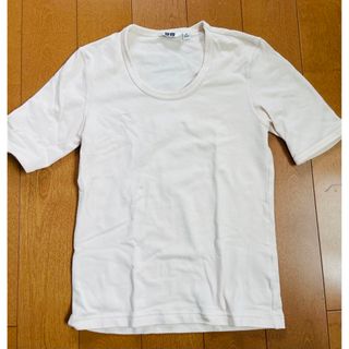 ユニクロ(UNIQLO)のUNIQLO UNIQLOU レディース　Tシャツ　半袖　美品(Tシャツ(半袖/袖なし))