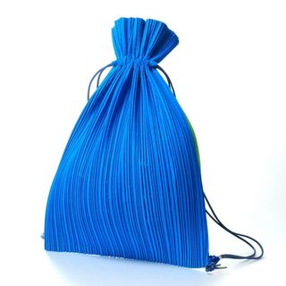 イッセイミヤケ(ISSEY MIYAKE)のPLEATS PLEASE プリーツプリーズ イッセイミヤ プリーツ ナップサック 巾着 バッグ ナップザック バイカラー 鞄 ブランド古着【中古】20230324/GN0306(リュック/バックパック)