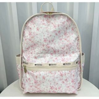 レスポートサック(LeSportsac)のレスポートサック　花柄　リュック(リュック/バックパック)