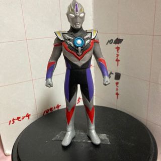 バンダイ(BANDAI)のウルトラシリーズ　 ソフビ　 ウルトラマンオーブ　バンダイ 高さ14センチ (特撮)