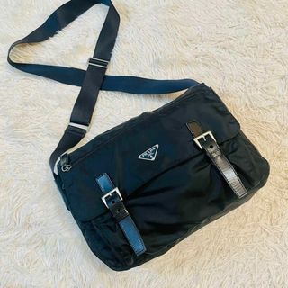 PRADA - 美品＊PRADA ショルダーバッグ カメラ ポシェット ナイロン 三角ロゴ 黒