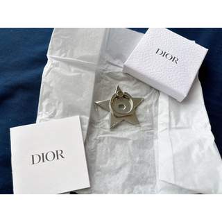 Dior - DIOR限定　星型スマホリング