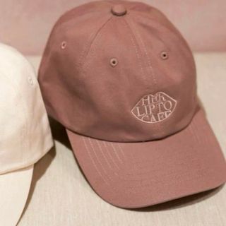 ハーリップトゥ(Her lip to)の週末セール中♡ Herlipto HLT CAFE Cap rose(キャップ)