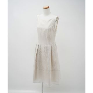 フォクシー(FOXEY)の■美品■FOXEY フォクシー ノースリーブワンピース ドレス 36956 サイズ40 アイボリー ストライプ 総シルク ブランド古着【中古】20230526/GN4951(その他)