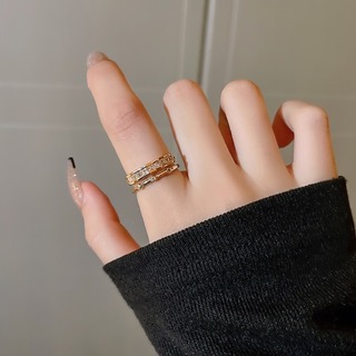 高級感♡　指輪　サイズ調整可能　リング　ゴールド　ストーン　シンプル　韓国(リング(指輪))