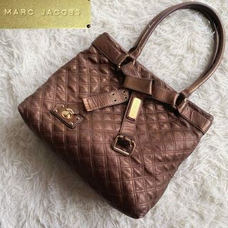 マークジェイコブス(MARC JACOBS)のマークジェイコブス　キルティング　リボンベルト　トートバッグ　牛革　A4収納可(トートバッグ)