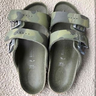 ビルケンシュトック(BIRKENSTOCK)のビルケン　ビルケンシュトック　キッズ　サンダル　34 22センチ　迷彩　グリーン(サンダル)