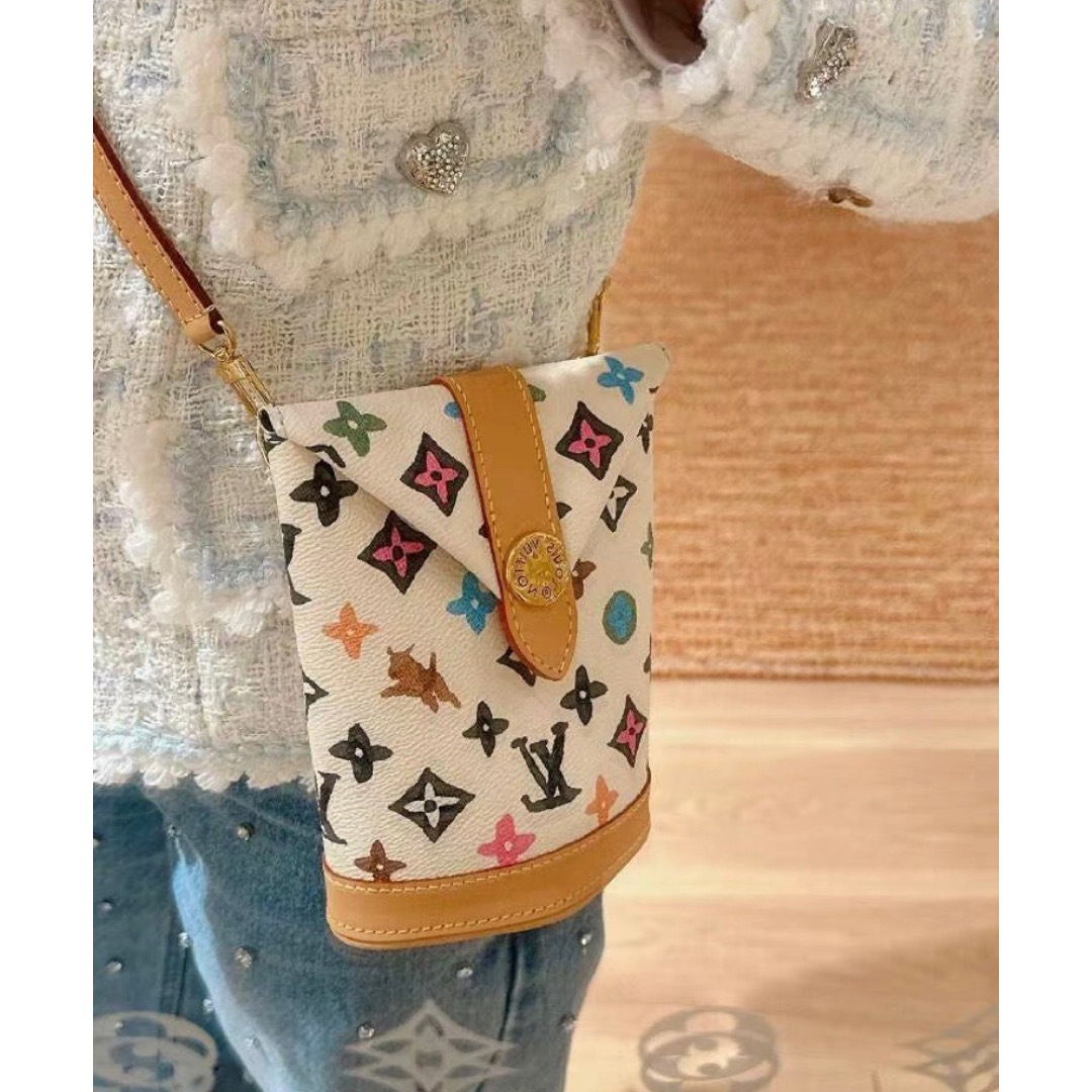 LOUIS VUITTON - ルイヴィトン LV伊勢丹新宿メンズ店限定 LOUIS VUITTON - ルイヴィトン LV伊勢丹新宿メンズ店限定