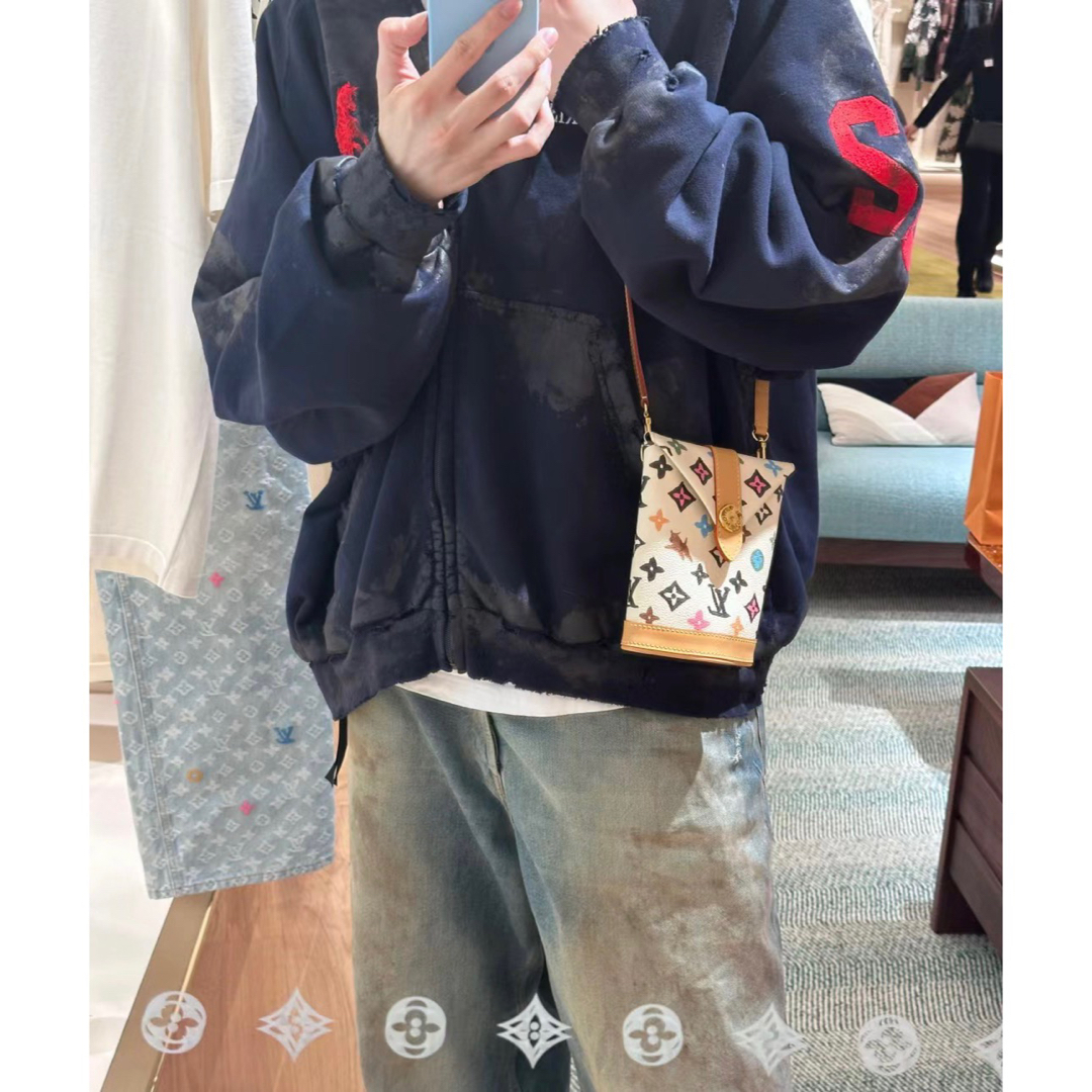 LOUIS VUITTON - ルイヴィトン LV伊勢丹新宿メンズ店限定 LOUIS VUITTON - ルイヴィトン LV伊勢丹新宿メンズ店限定