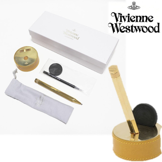 ヴィヴィアンウエストウッド(Vivienne Westwood)の《ヴィヴィアンウエストウッド》箱付新品 レザーペンスタンドセット ボールペン(ペン/マーカー)