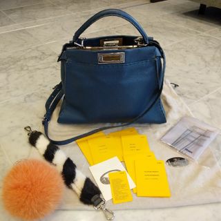 フェンディ(FENDI)のFENDI フェンディ ピーカブー ミディアム セレリア ローマンレザー ブルー(ショルダーバッグ)