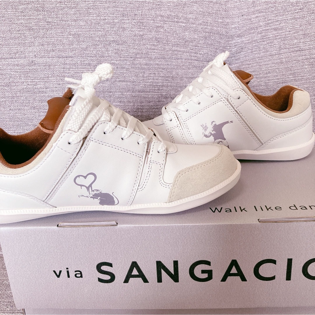 sangacio にゅ スニーカー 23.5cm sangacio にゅ スニーカー 23.5cm