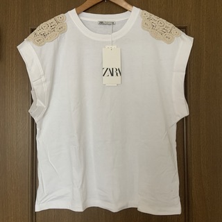 ZARA ザラ　夏物　爽やか　ホワイト　 ノースリーブシャツ　刺繍　可愛い爽やか