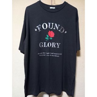 ジーユー(GU)のGU　グラフィックチュニックT　5分袖　ローズ　濃灰　オーバーサイズ　綿　新品　(Tシャツ(半袖/袖なし))