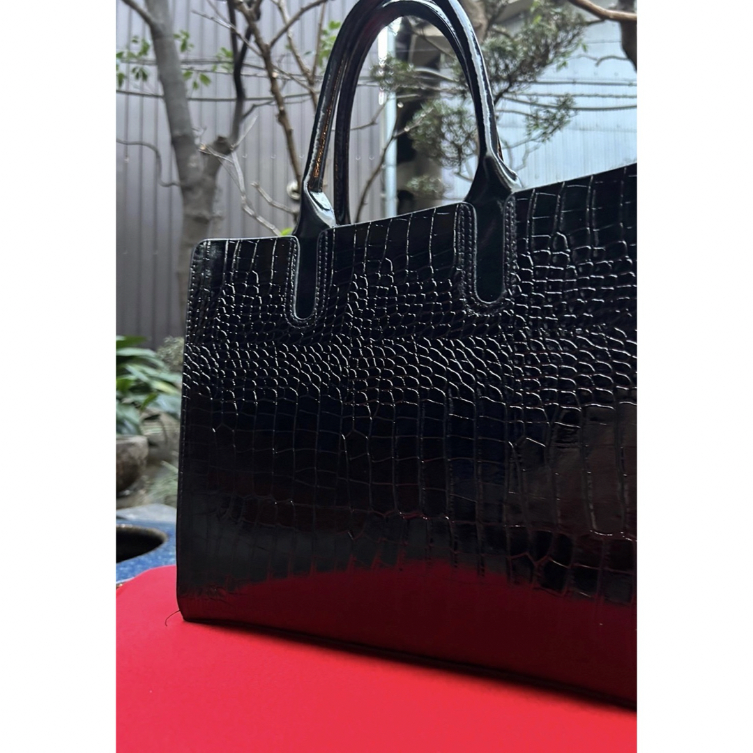 ✨大特価セール✨ブラック✨トートバッグ✨高級仕上げ✨レザー✨革 ✨大特価セール✨ブラック✨トートバッグ✨高級仕上げ✨レザー✨革