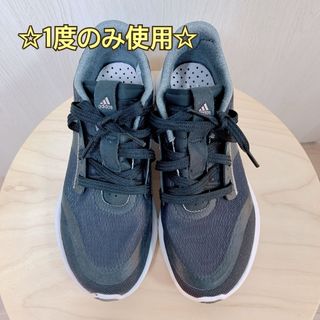 アディダス(adidas)の1日のみ使用☆adidas ブラック　スニーカー　24㎝(スニーカー)