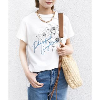 シップス(SHIPS)のフラワー 箔 プリント ロゴ TEE シップス　SHIPS  新品未使用　今期(Tシャツ(半袖/袖なし))