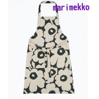 マリメッコ(marimekko)の新品　marimekko  マリメッコ   エプロン　ダークグリーン　ウニッコ(収納/キッチン雑貨)