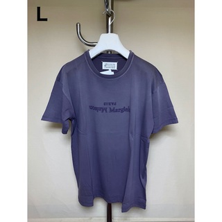マルタンマルジェラ(Maison Martin Margiela)の新品 L マルジェラ 24ss ガーメントダイ ロゴTシャツ 紫 6366(Tシャツ/カットソー(半袖/袖なし))