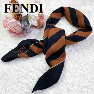 FENDI - 【美品】FENDI フェンディ ラッピー スカーフ ロゴ シルク ブラウン 黒