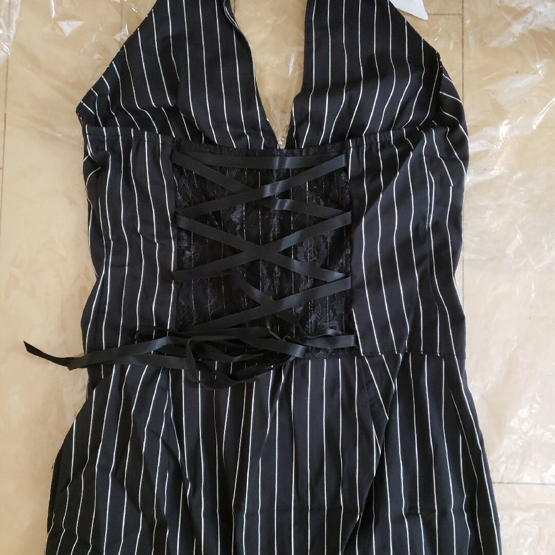 襟付きバックスピンドルセクシーワンピ ワンピース 襟付きバックスピンドルセクシーワンピ ワンピース