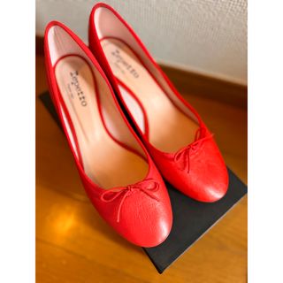 レペット(repetto)の1度のみ使用 Repetto レザー パンプス 38 レペット 赤(ハイヒール/パンプス)