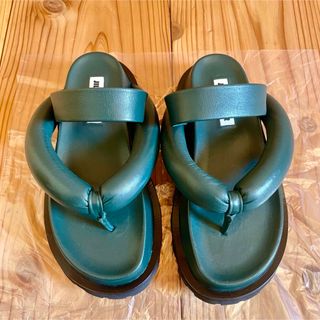 ★箱・保存袋付き★  JILSANDER  サンダル　36  グリーン　緑