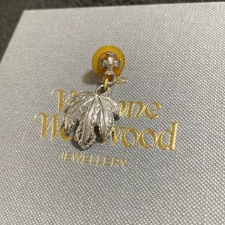 ヴィヴィアンウエストウッド(Vivienne Westwood)のヴィヴィアン いちじくの葉 ピアス ヴィンテージ レア(ピアス)